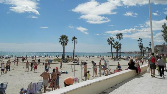 Apartamento En Torrevieja A 50M Playa Екстериор снимка